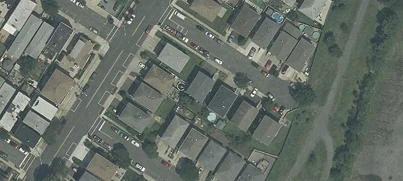 Well-Maintained Duplex with Garage