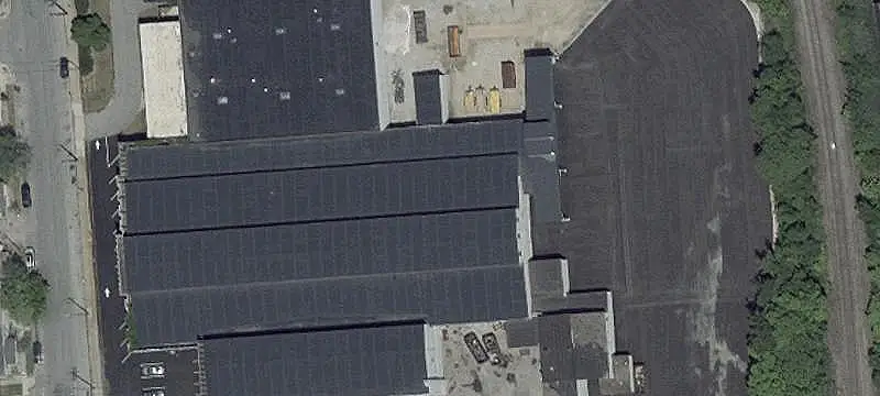 Warehouse with Secured Outdoor Storage