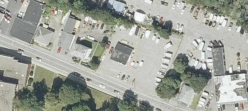 Three-Bay Auto Shop