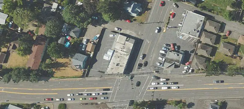 Freestanding Retail Building