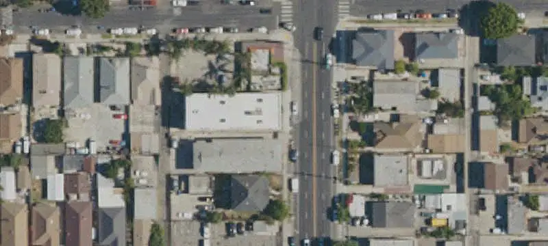 20-Unit Apartment Building