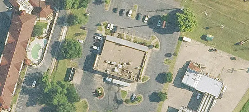 Hampton Inn & Suites Hotel