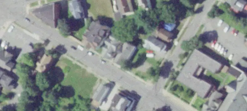 Triplex with Additional Commercial Lot