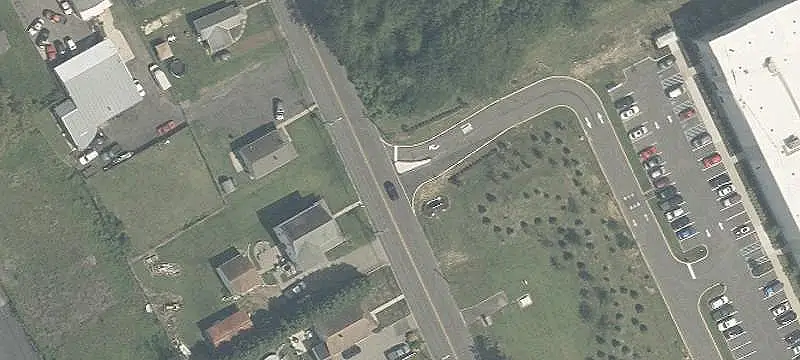 Signalized Commercial Land
