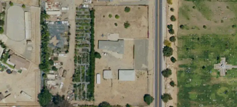 Mixed-Use Property with Oversized Garage