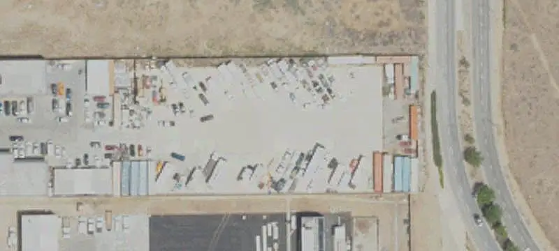Two-Building Auto Shop Property