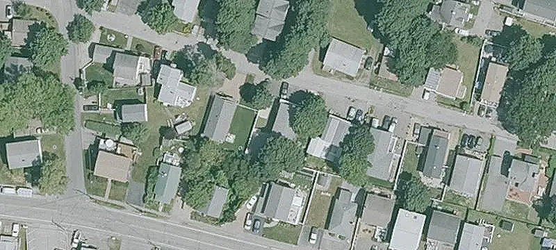 3-Unit Triplex Near Beach