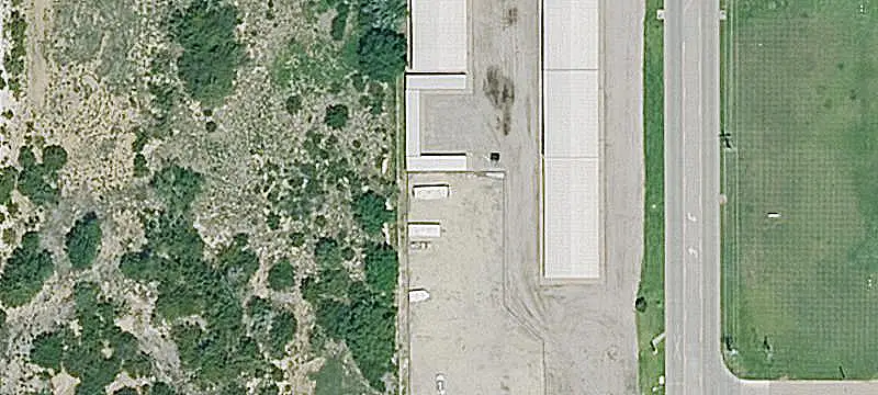 Industrial Flex Facility with Fenced Yard