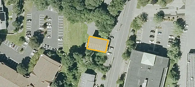 Office Suite Near Commuter Rail