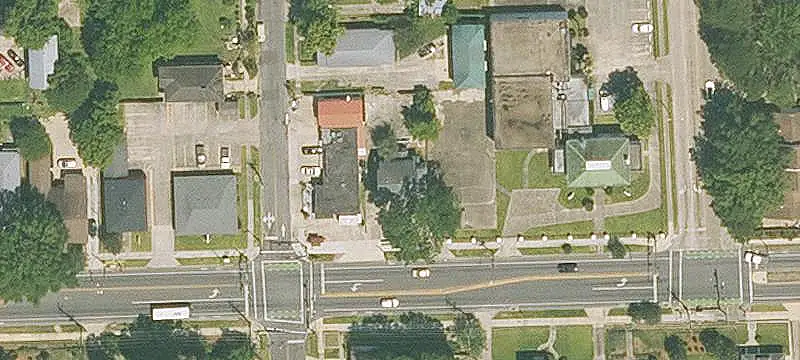 Renovated Duplex with Balcony