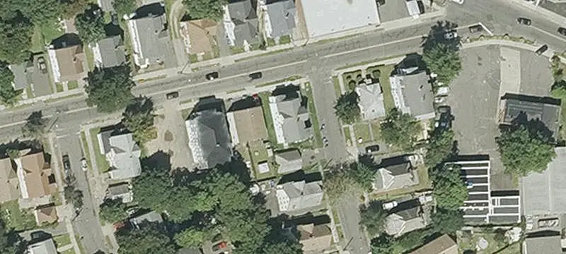 Renovated Duplex with Garage