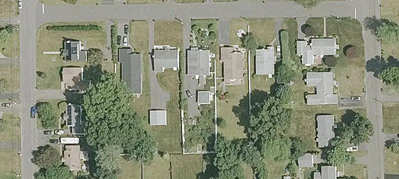 Triplex with Walk-Out Unit