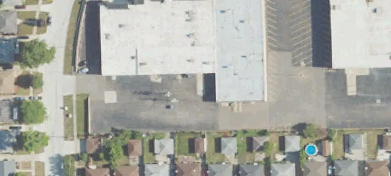 White-Box Shopping Center Space