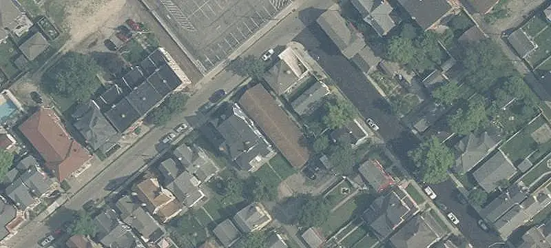Five-Unit Apartment Building
