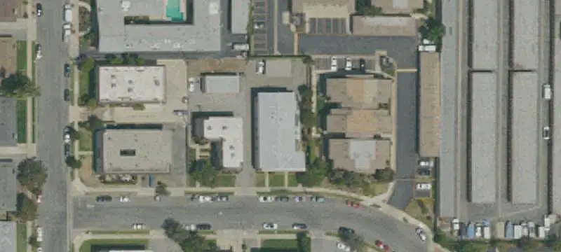 Apartment Building With Townhouse Units