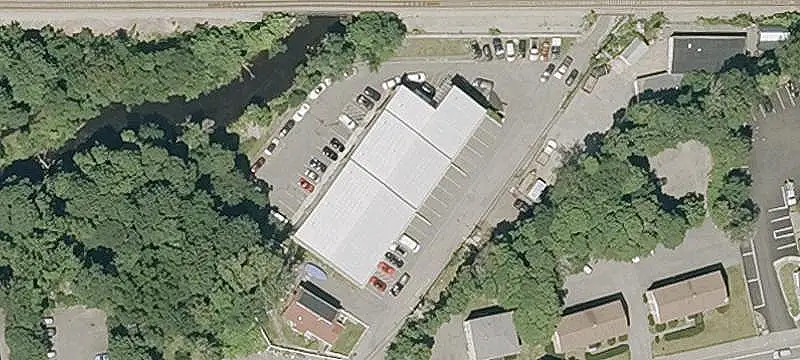 Industrial Flex Space with Garage Bay