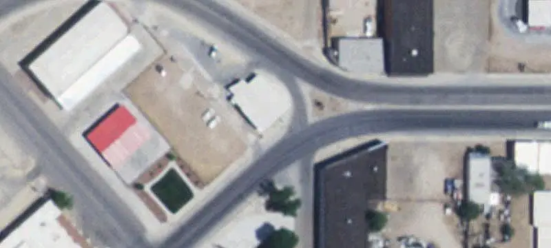 Updated Flex Building with Expansion Lot