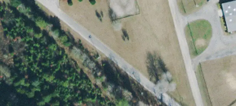 Clear-Span Warehouse with 30-Foot Ceiling