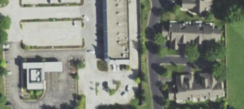 Retail Space at Signalized Intersection