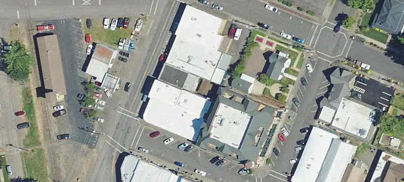 Mixed-Use Building with Restaurant