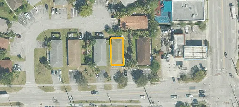 Multifamily Triplex with Mixed Unit Layout