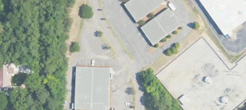 Single-Tenant Office Building