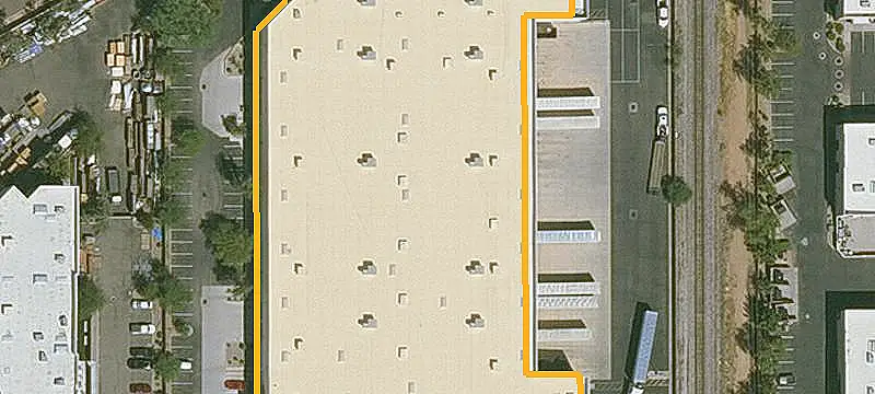 Rail-Adjacent Flex Space