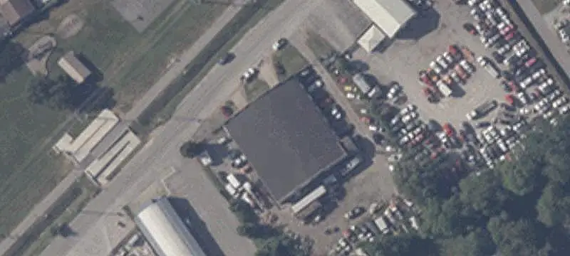 Automotive Flex Building with Service Bays