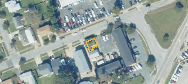 Office Building With Storage Yard