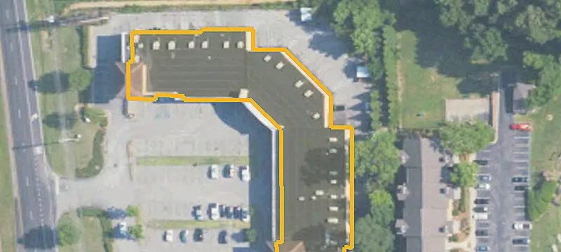 Office Unit Near Retail Dining