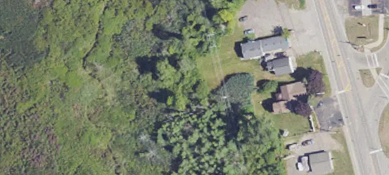 Mixed-Use Land with Commercial Building