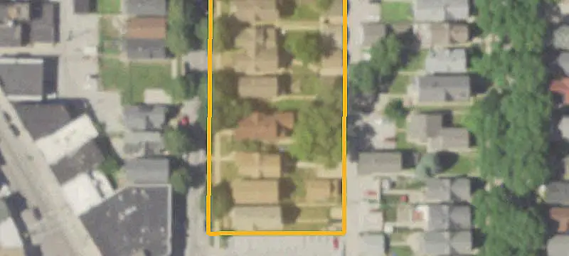Bay View Quadplex Requiring Rehabilitation