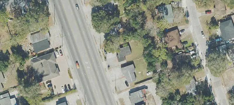 Storefront Property with Flexible Layout