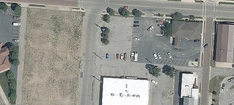 Auto Shop with Overhead Door