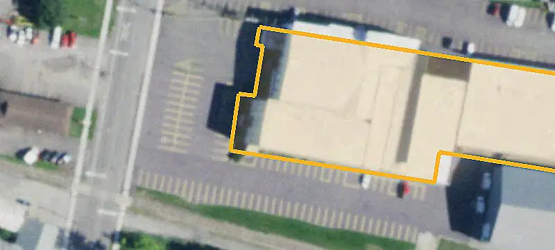 Ground-Level Flex Space