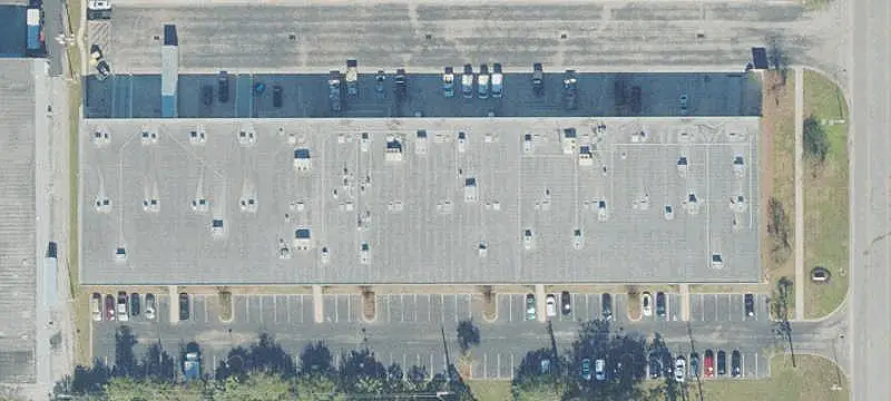 Warehouse with Dock-High Loading