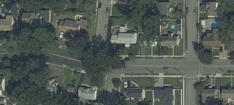 Second-Floor Residential Income Property