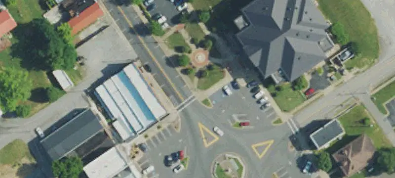 10 Marina Point Ct, Jamestown, KY