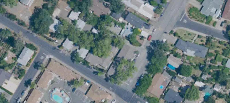 9-Unit Apartment Building
