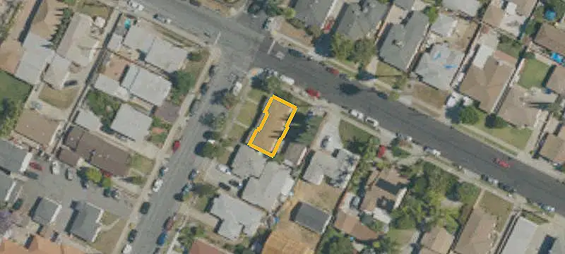 Renovated Duplex With Detached Garage