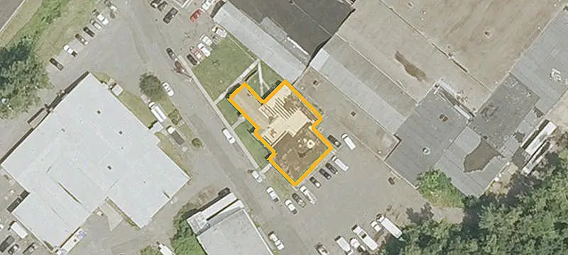 Flex Space with Vehicle Parking