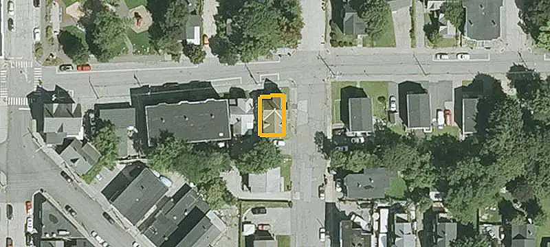 Well-Maintained Two-Unit Duplex