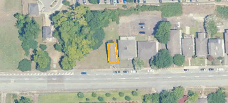 Mixed-Use Property with River Views