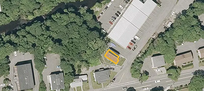 14-Bay Industrial Warehouse