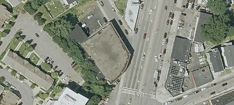 Open-Layout Flex Space