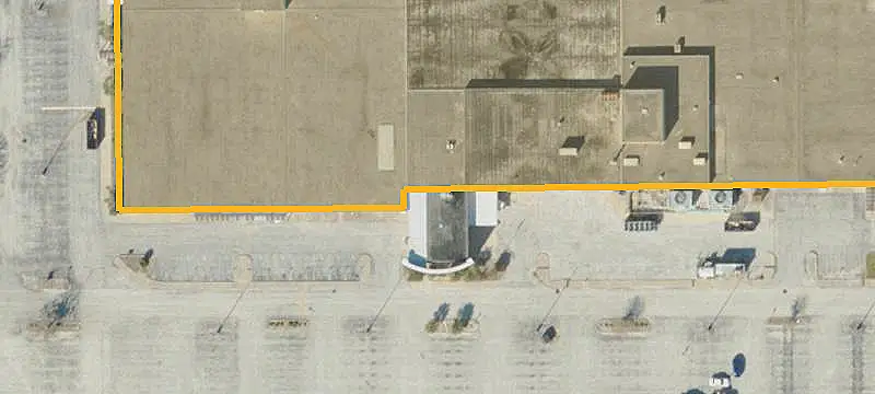 Lakefront Flex Space