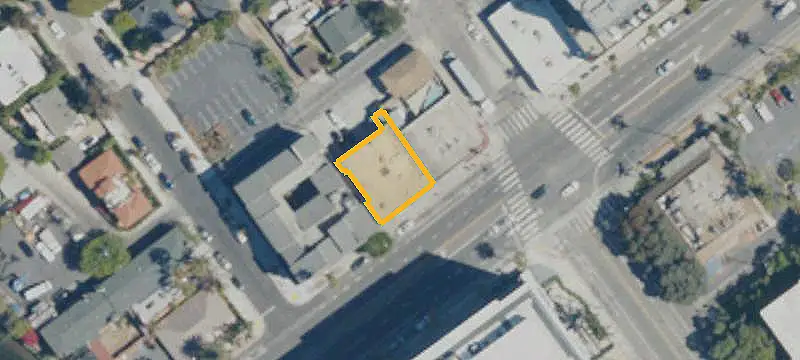 Open-Layout Retail Space
