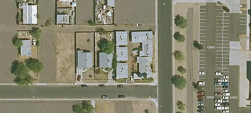14-Unit Apartment Building