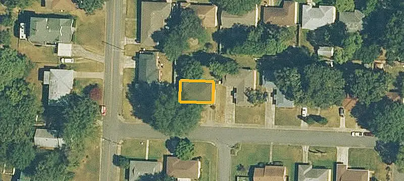 Updated Tenant-Occupied Duplex