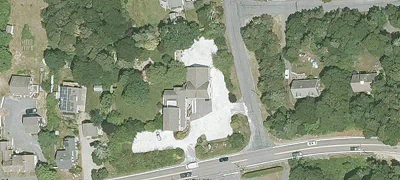 Mixed-Use Property with Drive-In Workshop